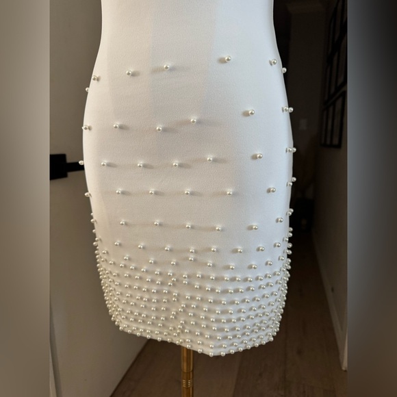 NWOT | Lulus | White Bodycon Pearl Sleeveless Mini Dress | Sz XS - Picture 6 of 9